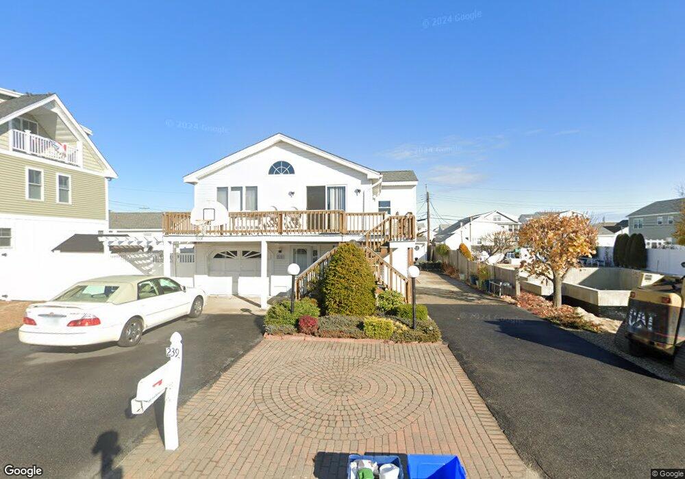 239 Bristol St, Seabrook, NH 03874 - photo 1