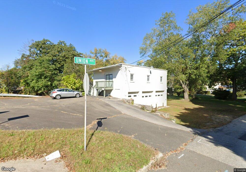 352 Brick Top Rd, Windham, CT 06280 - photo 1