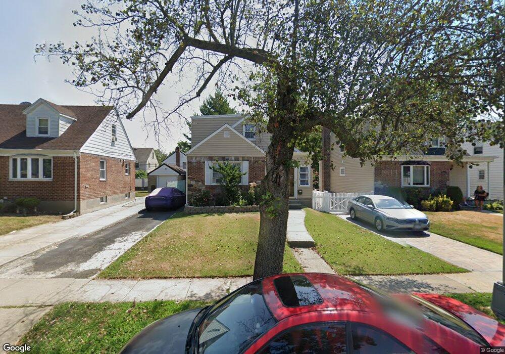 8613 251st St, Bellerose, NY 11426 - photo 1