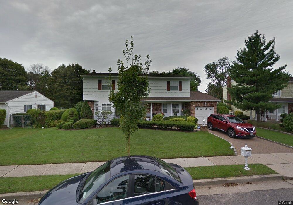 137 Jeatom Ln, Amityville, NY 11701 - photo 1