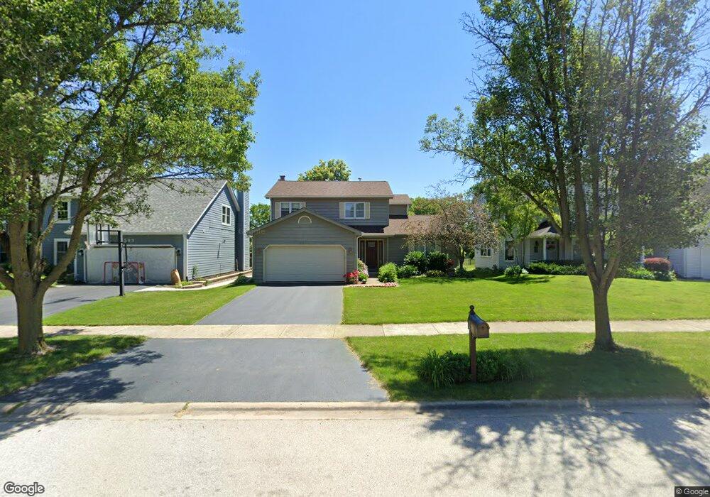 2579 Leach Dr, Naperville, IL 60564 - photo 1