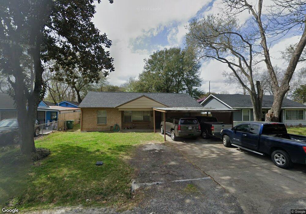 9215 Carrick St, Houston, TX 77022 - photo 1