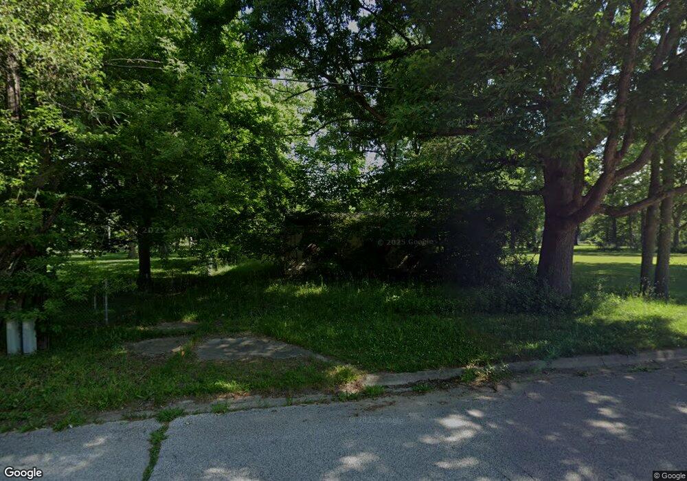 1376 W Cass Ave, Flint, MI 48505 - photo 1