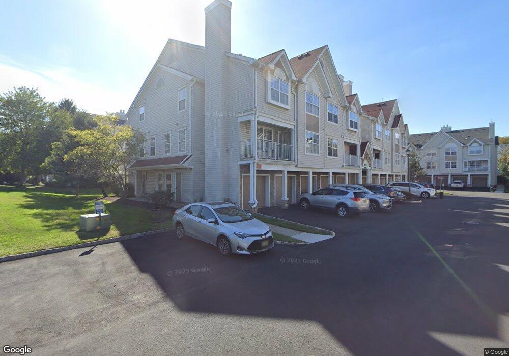 18 Wilmbelton Ct, Edison, NJ 08820 - photo 1