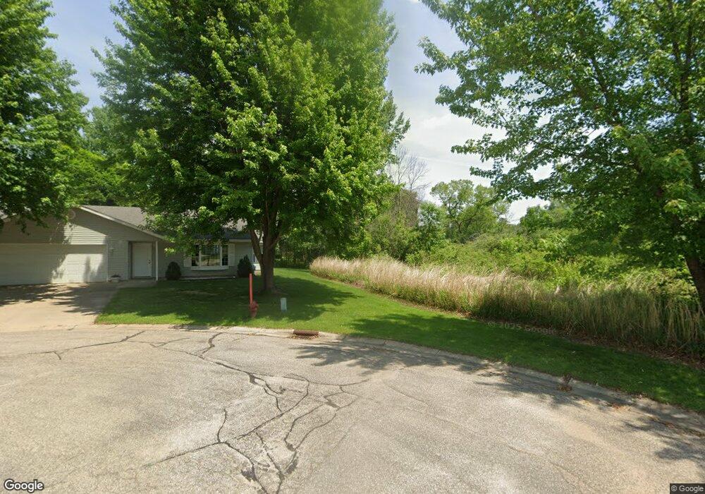 586 E 5th St, Zumbrota, MN 55992 - photo 1