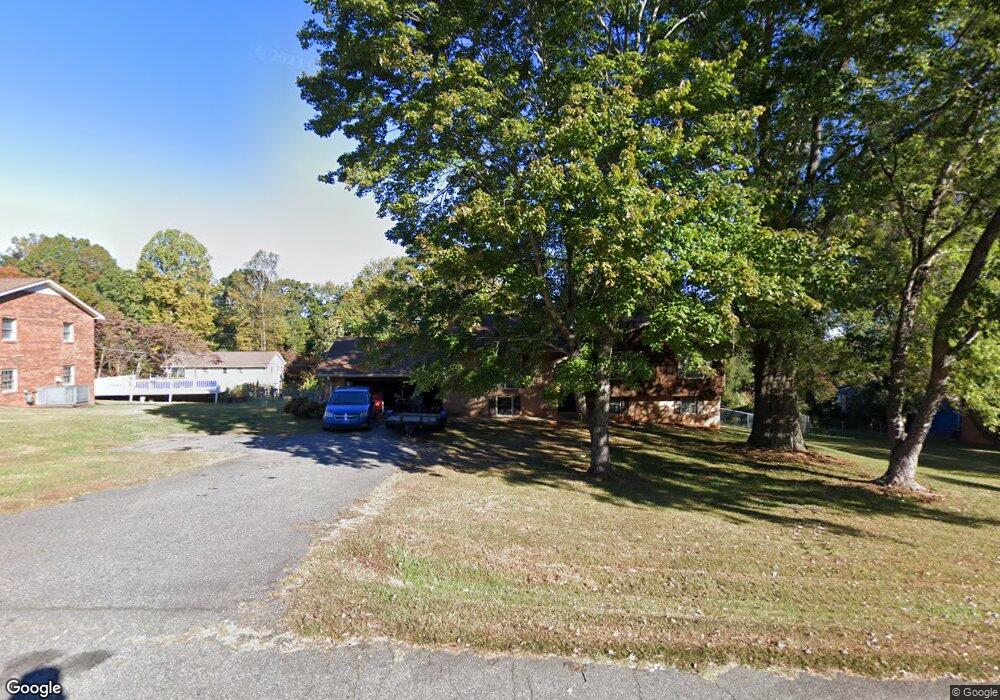 133 Northmont Dr, Statesville, NC 28625 - photo 1