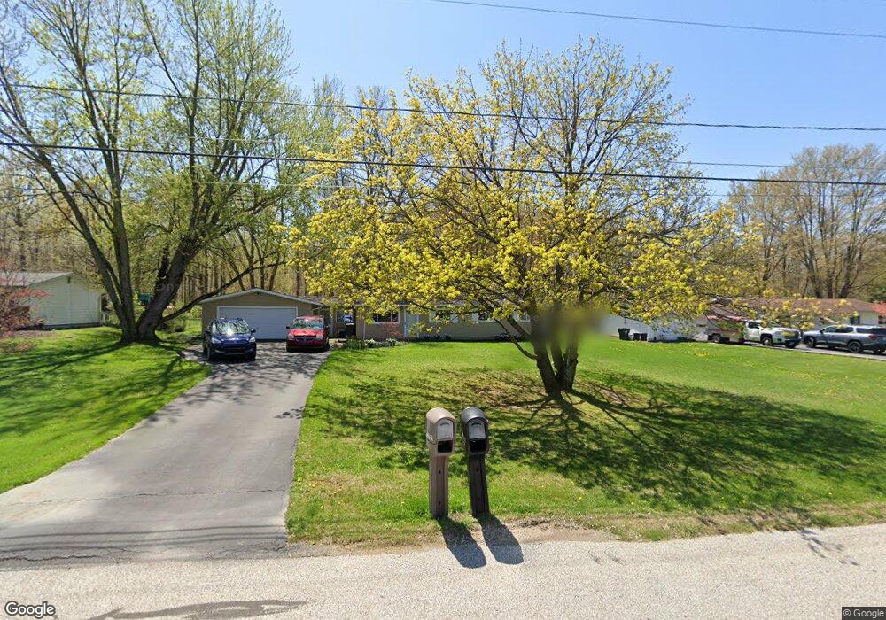 593 Sherwood Dr, Aurora, OH 44202 - photo 1