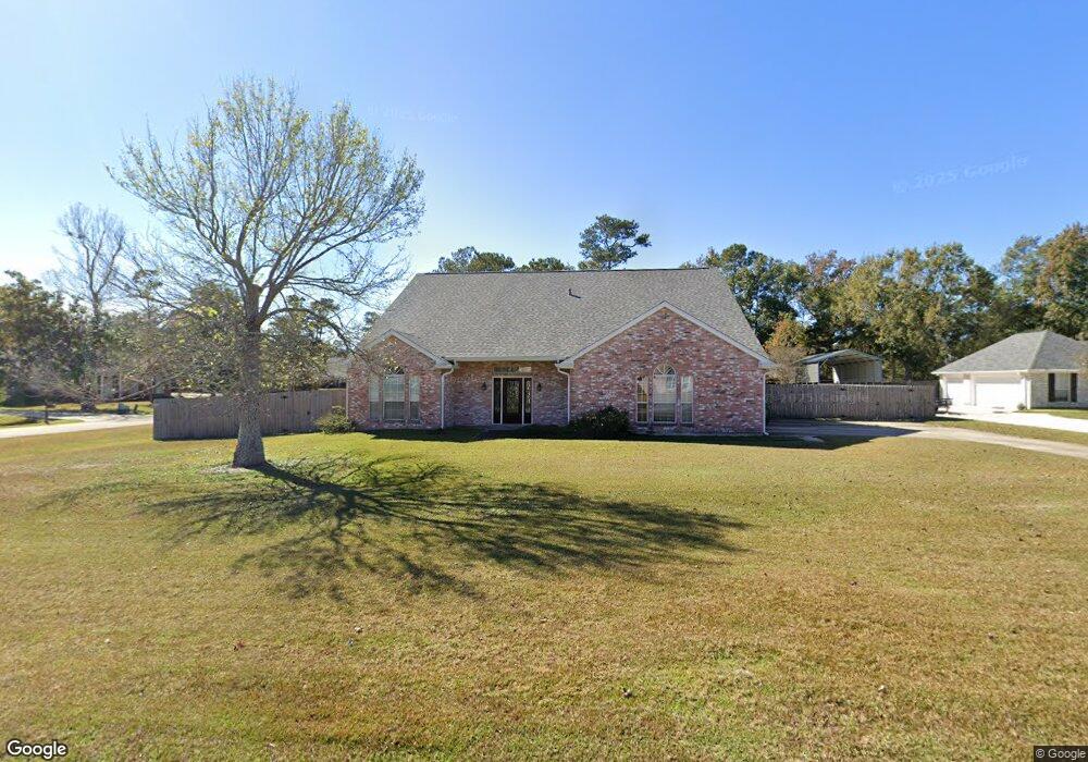 1301 Spring Ridge Cir, Slidell, LA 70461 - photo 1