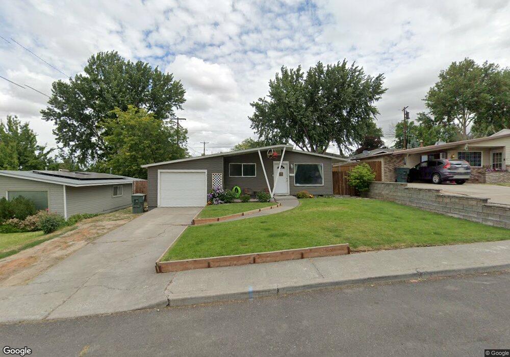 2417 SW Olson Ave, Pendleton, OR 97801 - photo 1