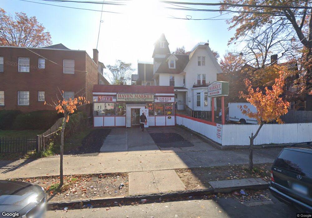 1492 Chapel St unit 2, New Haven, CT 06511 - photo 1