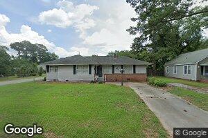 207 Cale St, Windsor, NC 27983