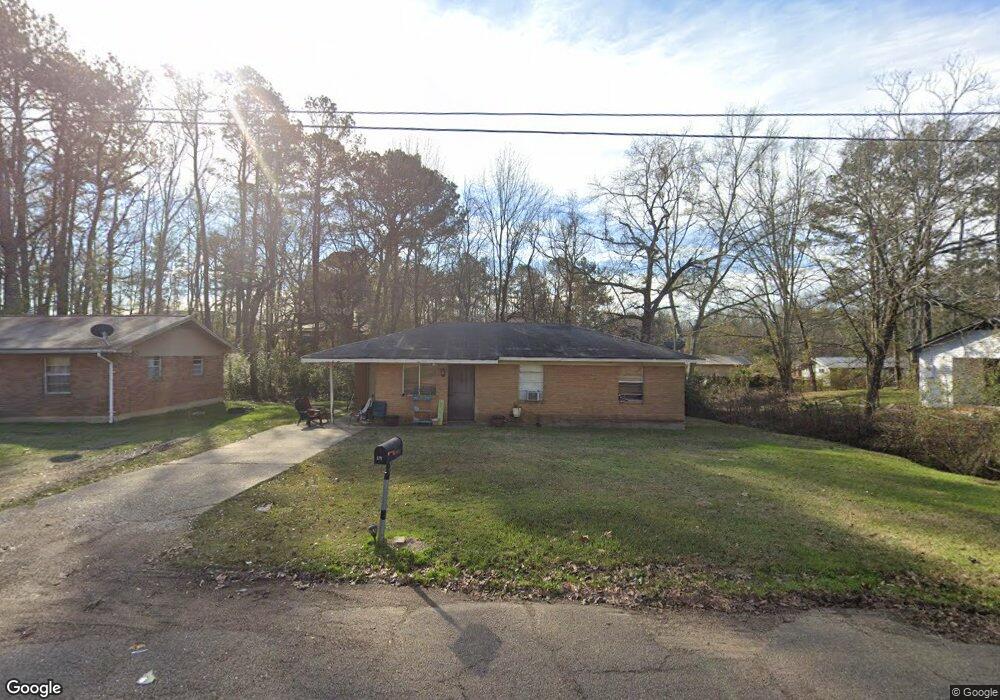 114 W Maple St, Hazlehurst, MS 39083 - photo 1