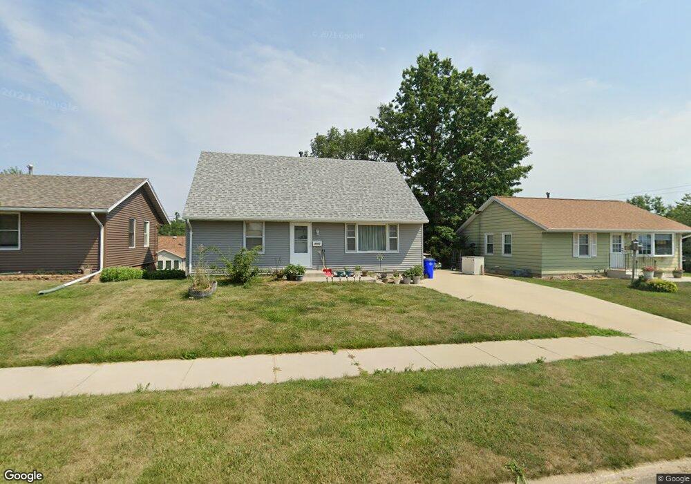 3300 G Ave NW, Cedar Rapids, IA 52405 - photo 1