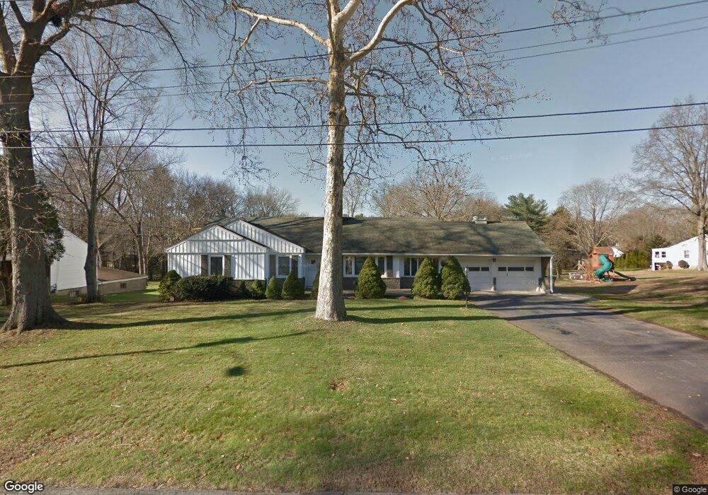 10 Candlewood Rd, Trumbull, CT 06611 - photo 1