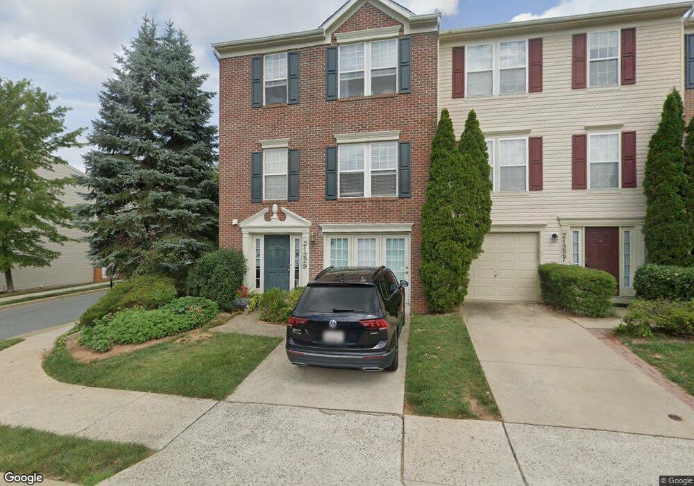 21229 Bunyan Cir, Germantown, MD 20876 - photo 1