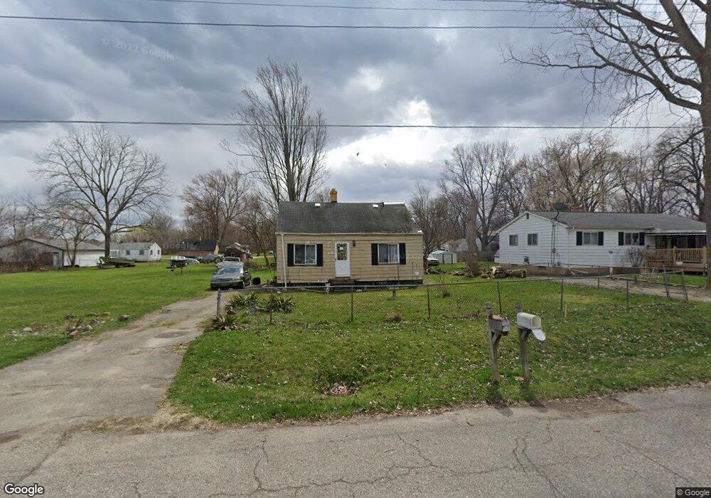 1194 Charles Ave, Flint, MI 48505 - photo 1