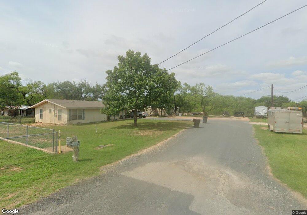 408 S Edison St, Fredericksburg, TX 78624 - photo 1