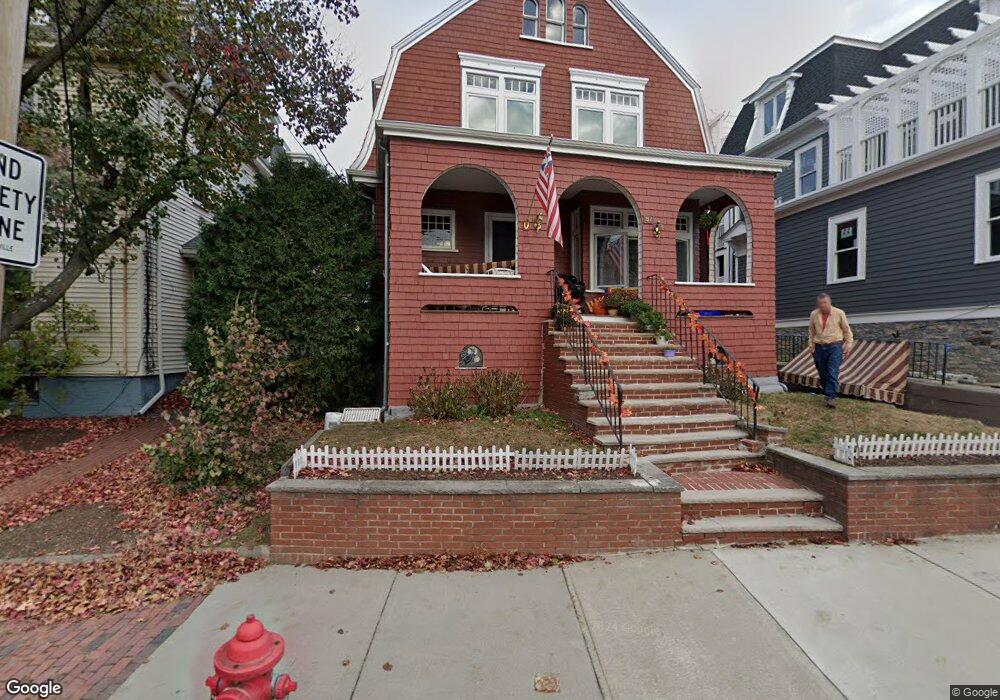 87 Munroe St unit 3T, Somerville, MA 02143 - photo 1