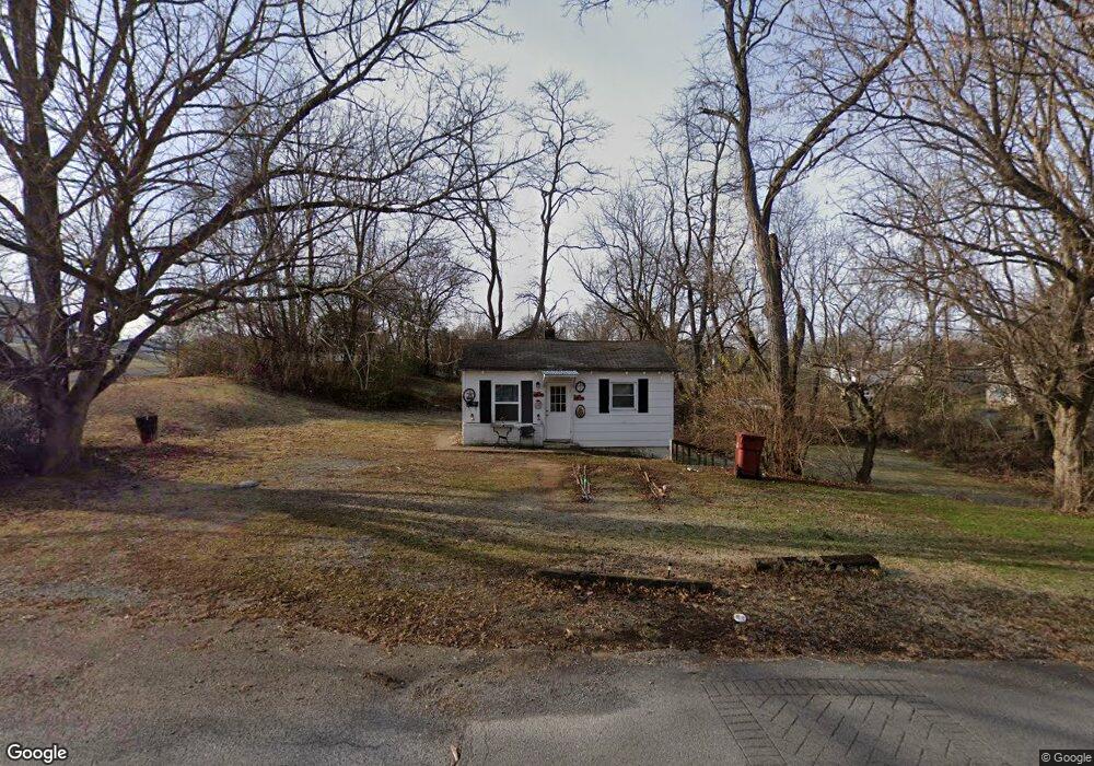 1915 E Myrtle Ave, Johnson City, TN 37601 - photo 1