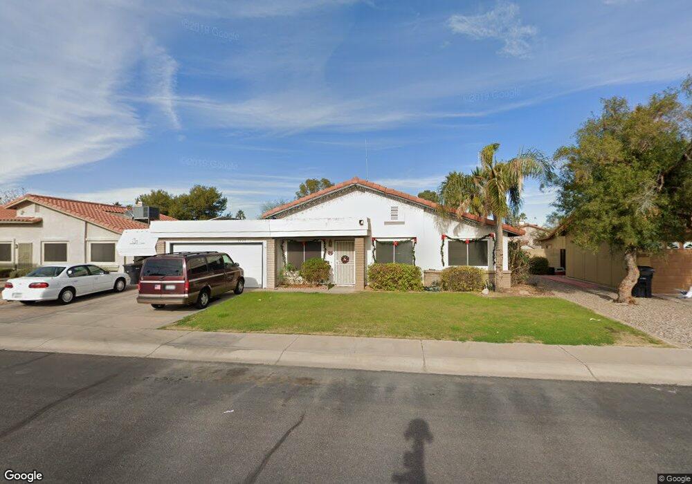 2220 W Manor St, Chandler, AZ 85224 - photo 1