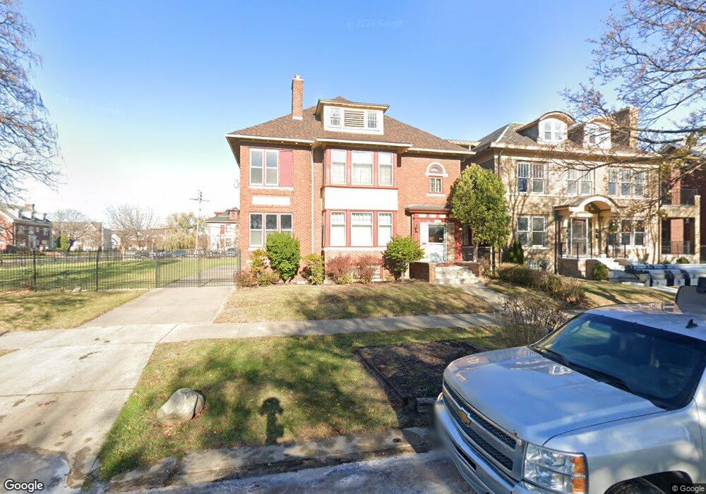 401 E Kirby St, Detroit, MI 48202 - photo 1