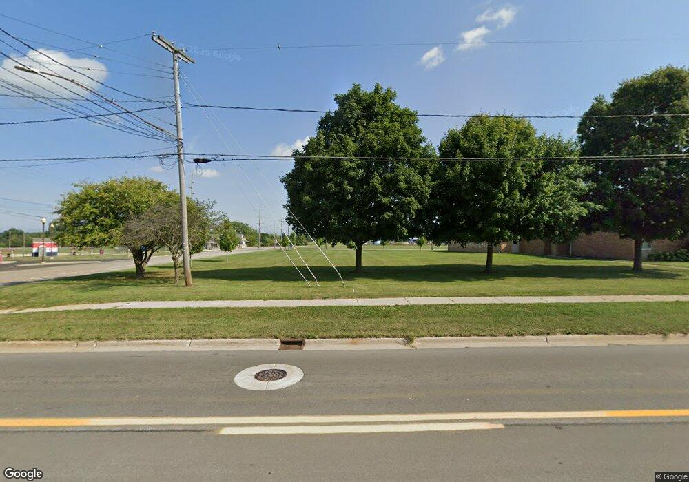 112 W Ash St, Three Oaks, MI 49128 - photo 1