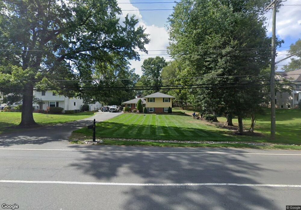 2112 Great Falls St, Falls Church, VA 22043 - photo 1