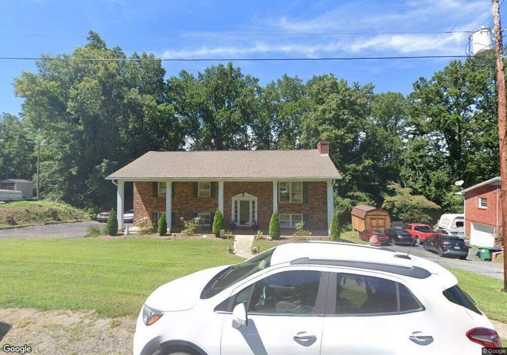 13 Fieldcrest Cir, Asheville, NC 28806 - photo 1