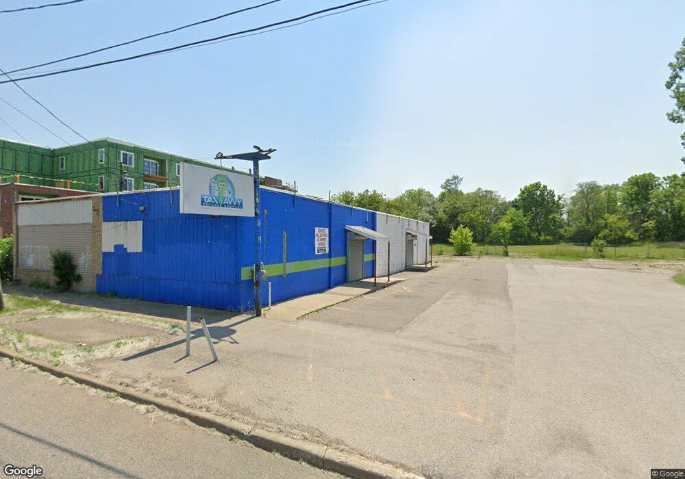 2497 Flushing Rd, Flint, MI 48504 - photo 1