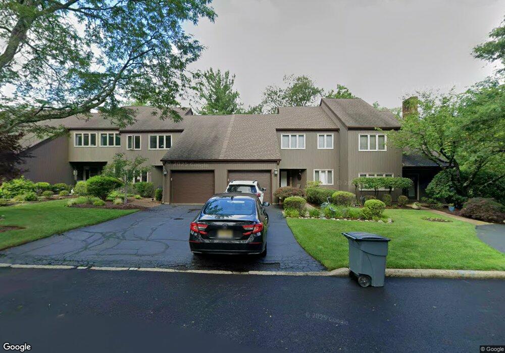 4 Romopock Ct, Mahwah, NJ 07430 - photo 1