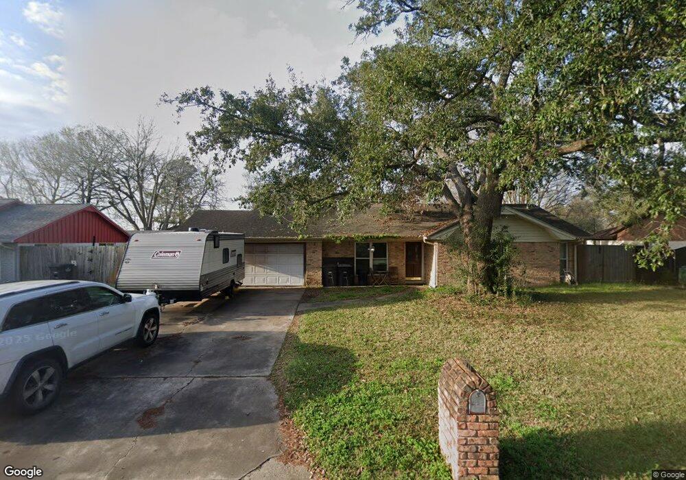 307 Meyer St, Alvin, TX 77511 - photo 1