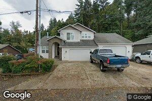 325 7th St, Scotts Mills, OR 97375