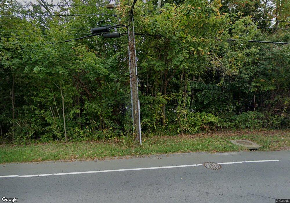 820 Allen St, North Dartmouth, MA 02747 - photo 1