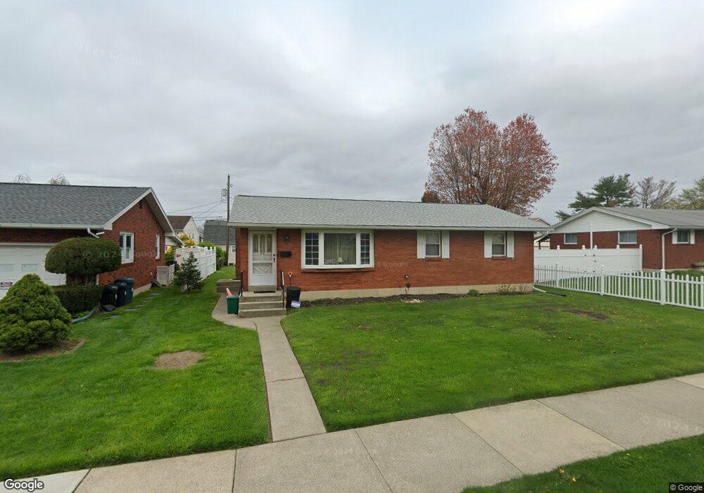 712 N Oswego St, Allentown, PA 18109 - photo 1