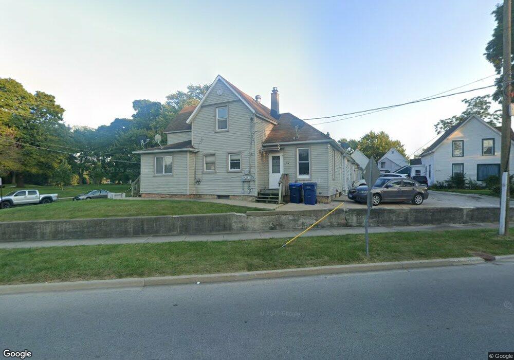 16 S Park Ave, Waukegan, IL 60085 - photo 1