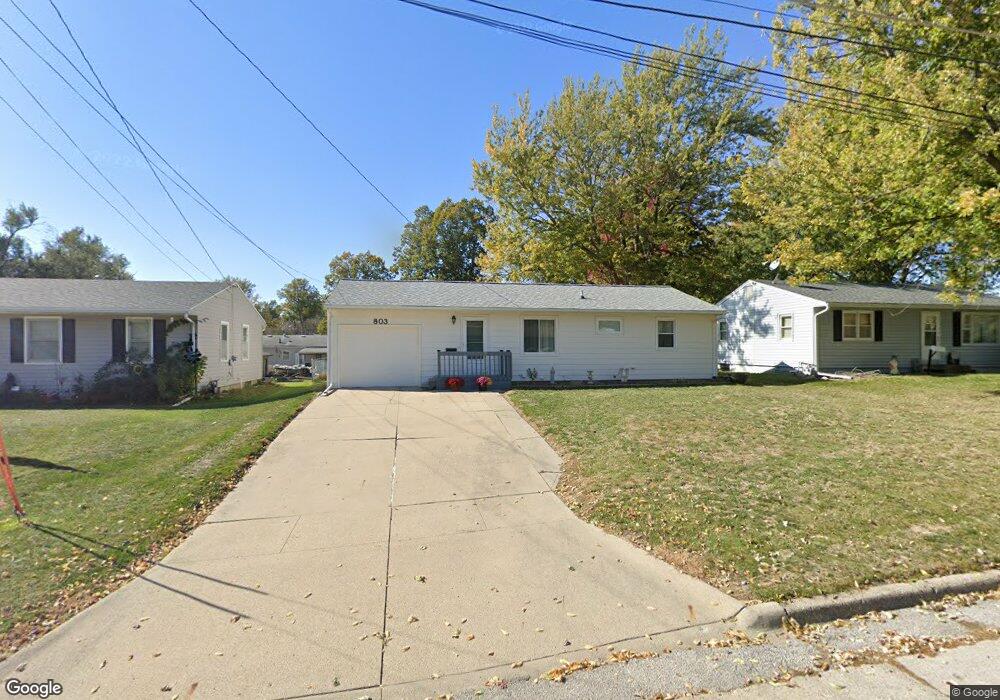 803 E 13th St N, Newton, IA 50208 - photo 1