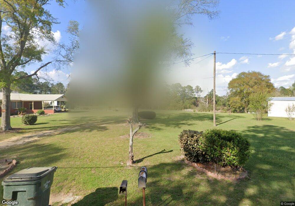 698 Batten Rd, Douglas, GA 31533 - photo 1