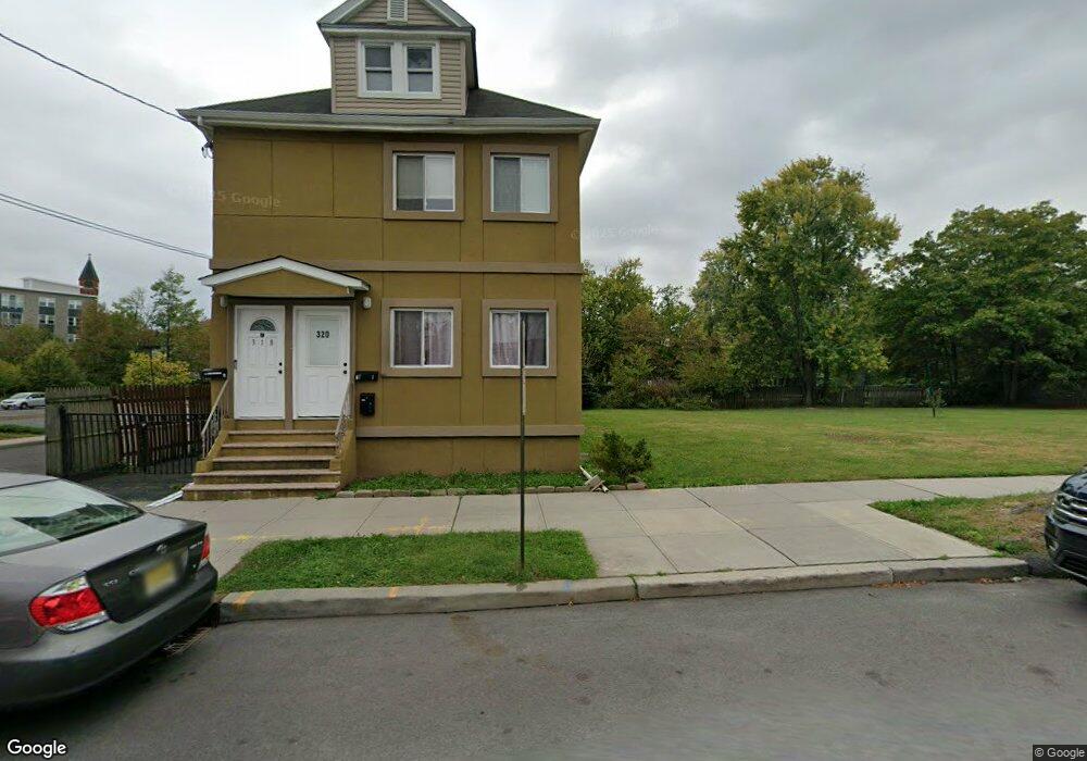 324 Hamilton St unit 26, Rahway, NJ 07065 - photo 1