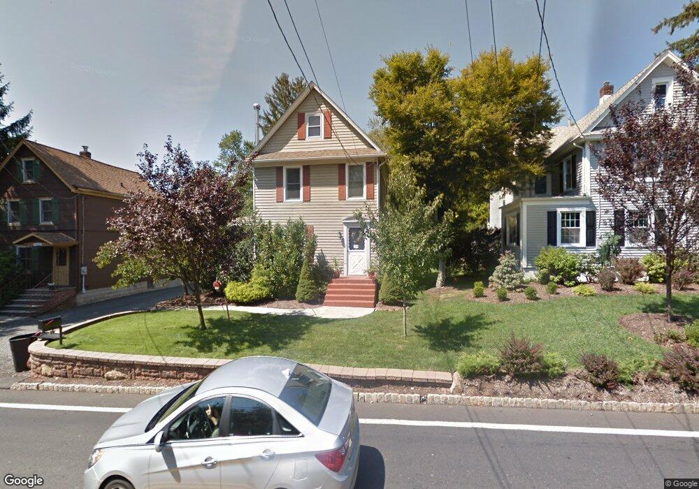 99 Hillcrest Rd, Watchung, NJ 07069 - photo 1