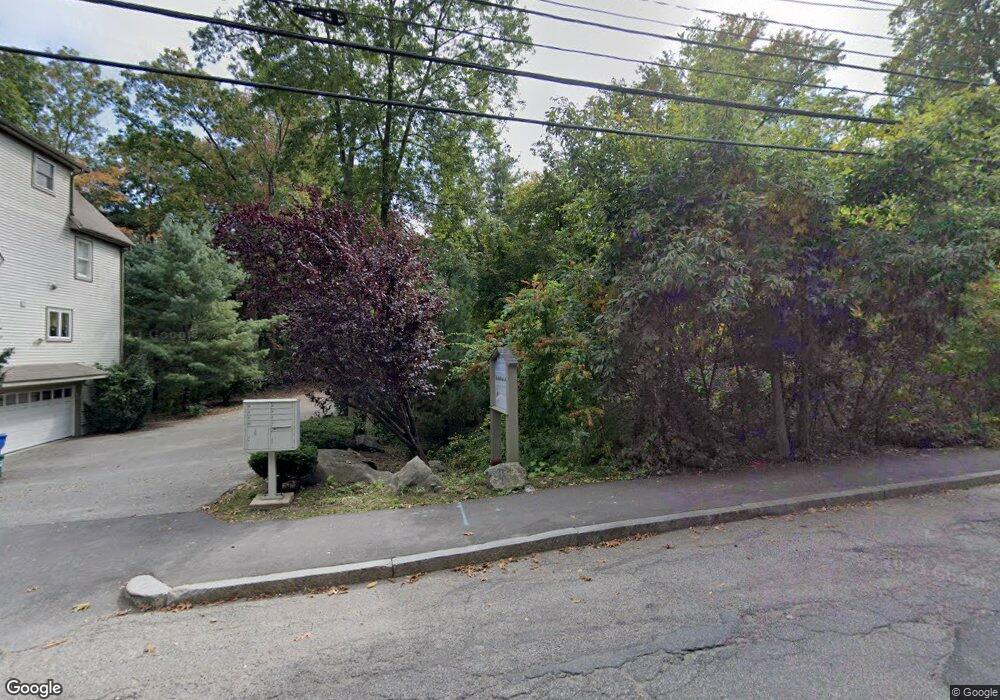 300 Winter St unit 6, Waltham, MA 02451 - photo 1