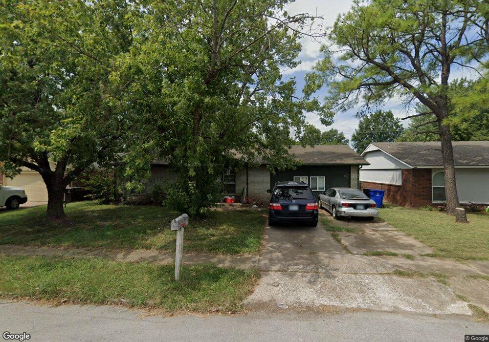 4304 S Elm Ave, Broken Arrow, OK 74011 - photo 1