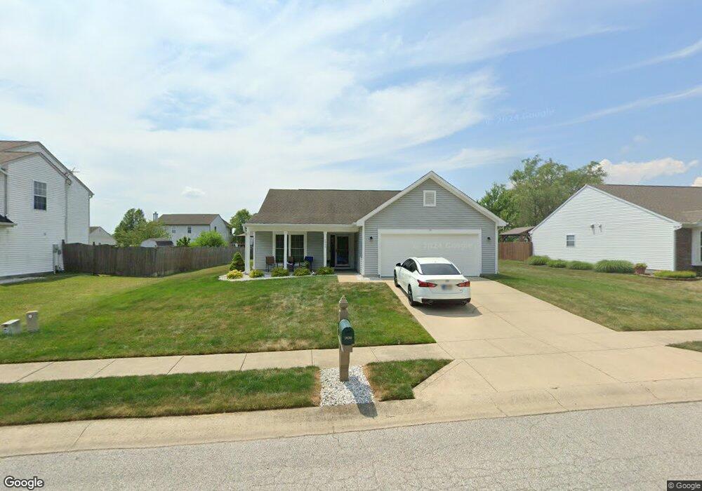 1936 Acorn Ct, Avon, IN 46123 - photo 1