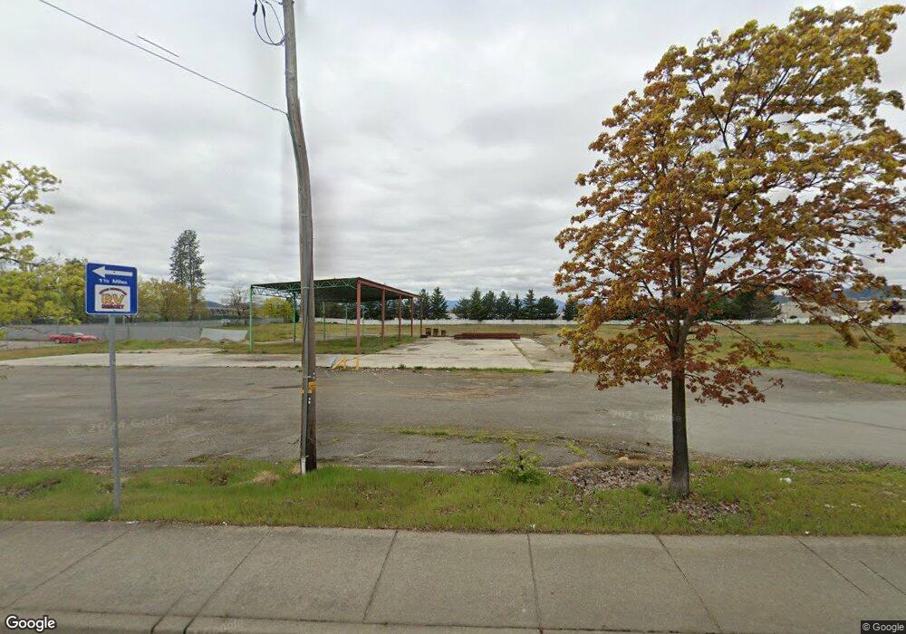 440 NE Agness Ave, Grants Pass, OR 97526 - photo 1