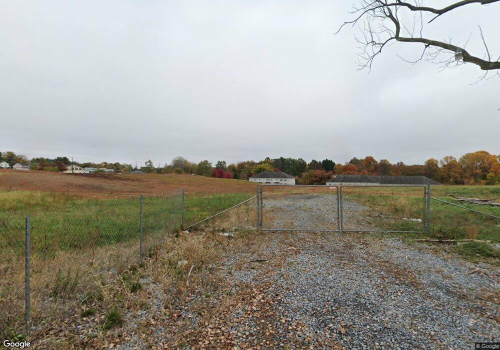 6343 Luers Ln, Sykesville, MD 21784 - photo 1