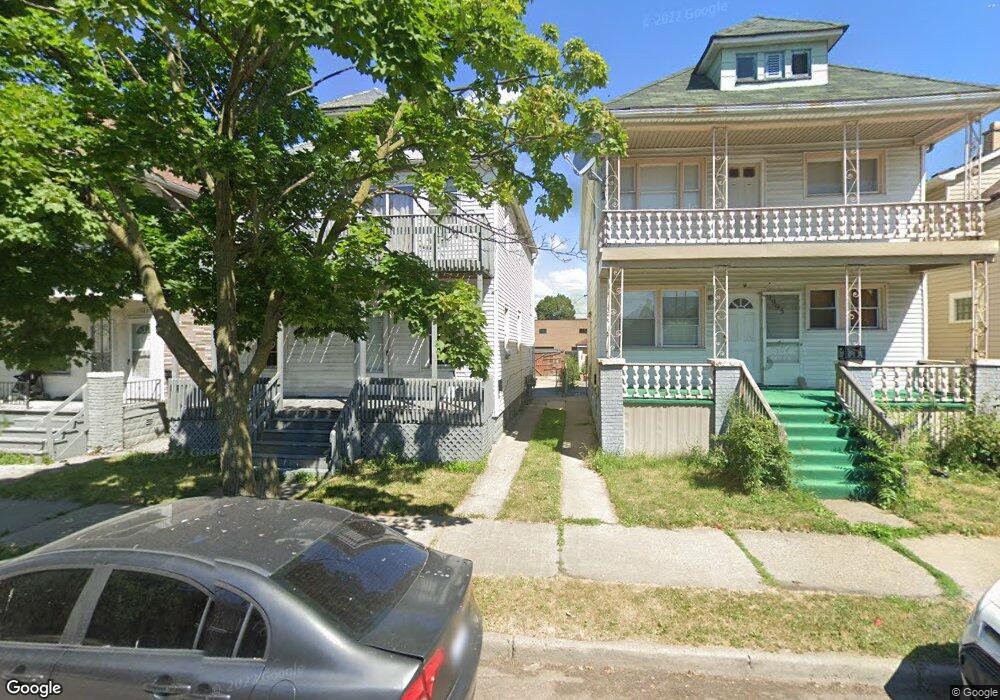 2024 Caniff St, HamtraMcK, MI 48212 - photo 1