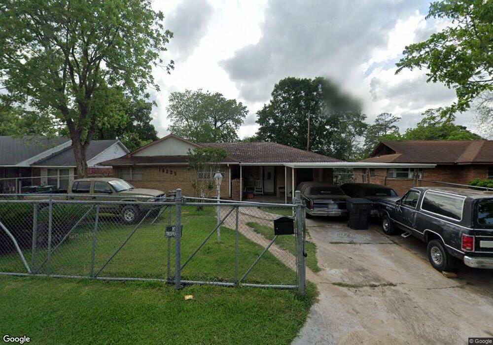 10225 Bretton Dr, Houston, TX 77016 - photo 1