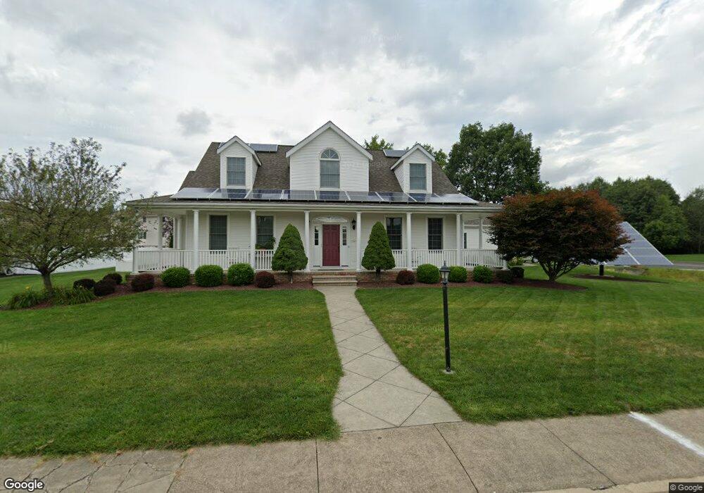 308 Columbus Dr, Archbald, PA 18403 - photo 1