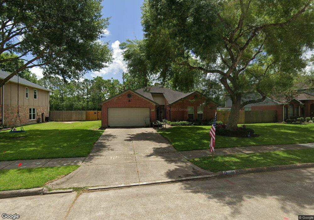 2203 S Mission Cir, Friendswood, TX 77546 - photo 1