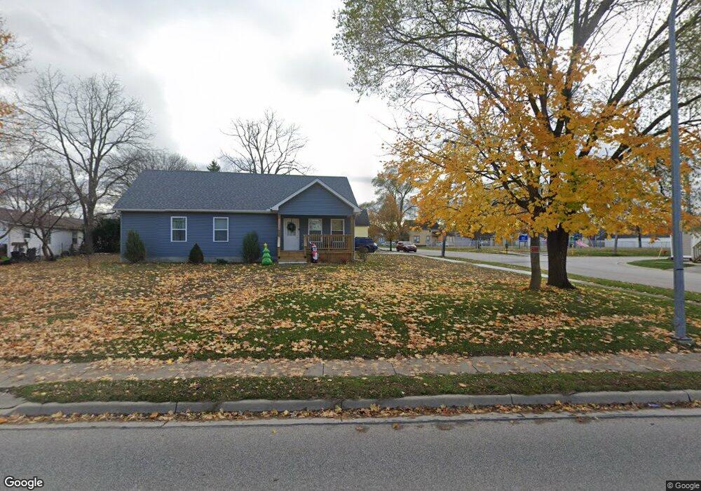 722 12th St, Port Huron, MI 48060 - photo 1