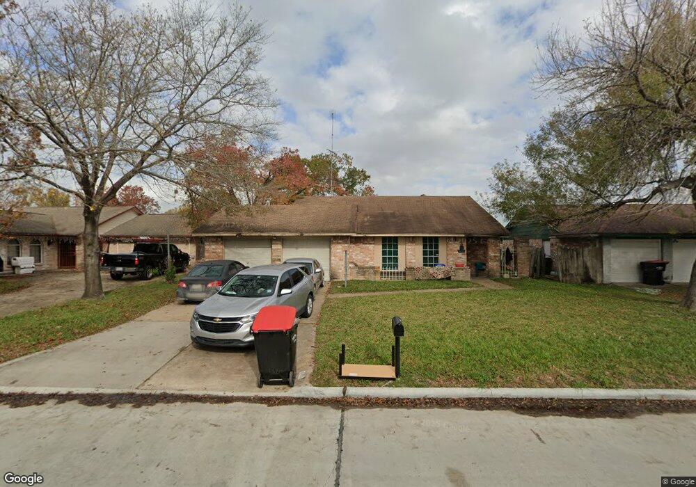 910 Point Blank Dr, Houston, TX 77038 - photo 1